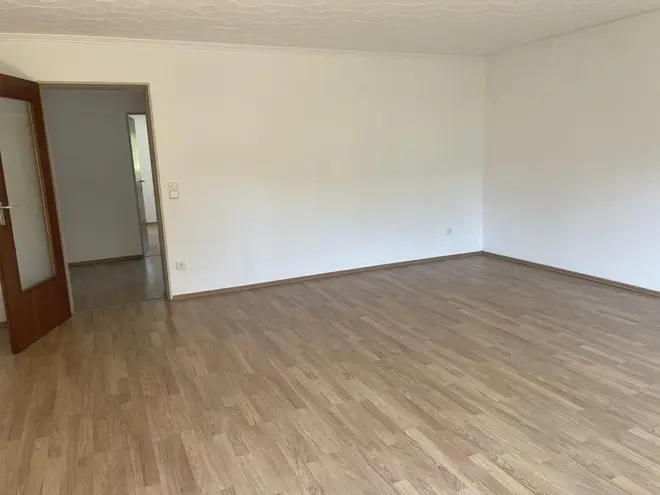 3 Zimmer Wohnung mit 78 m² in Karlsruhe – Bild 2