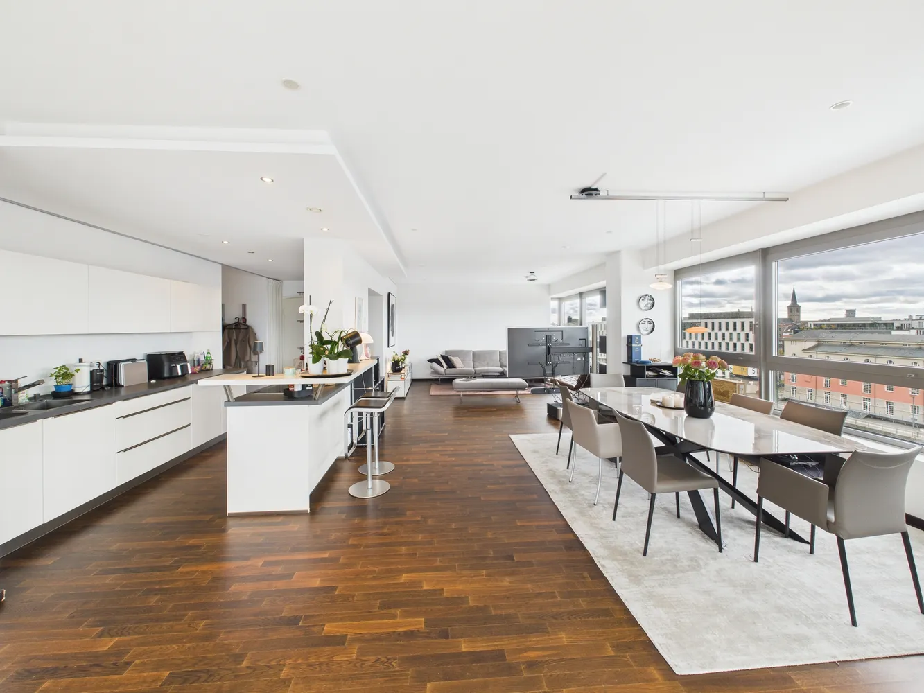 3 room apartment with 130 m² in Cologne – Photo 3