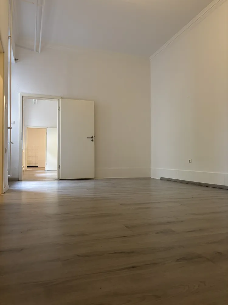 2 Zimmer Wohnung mit 68 m² in Karlsruhe – Bild 1