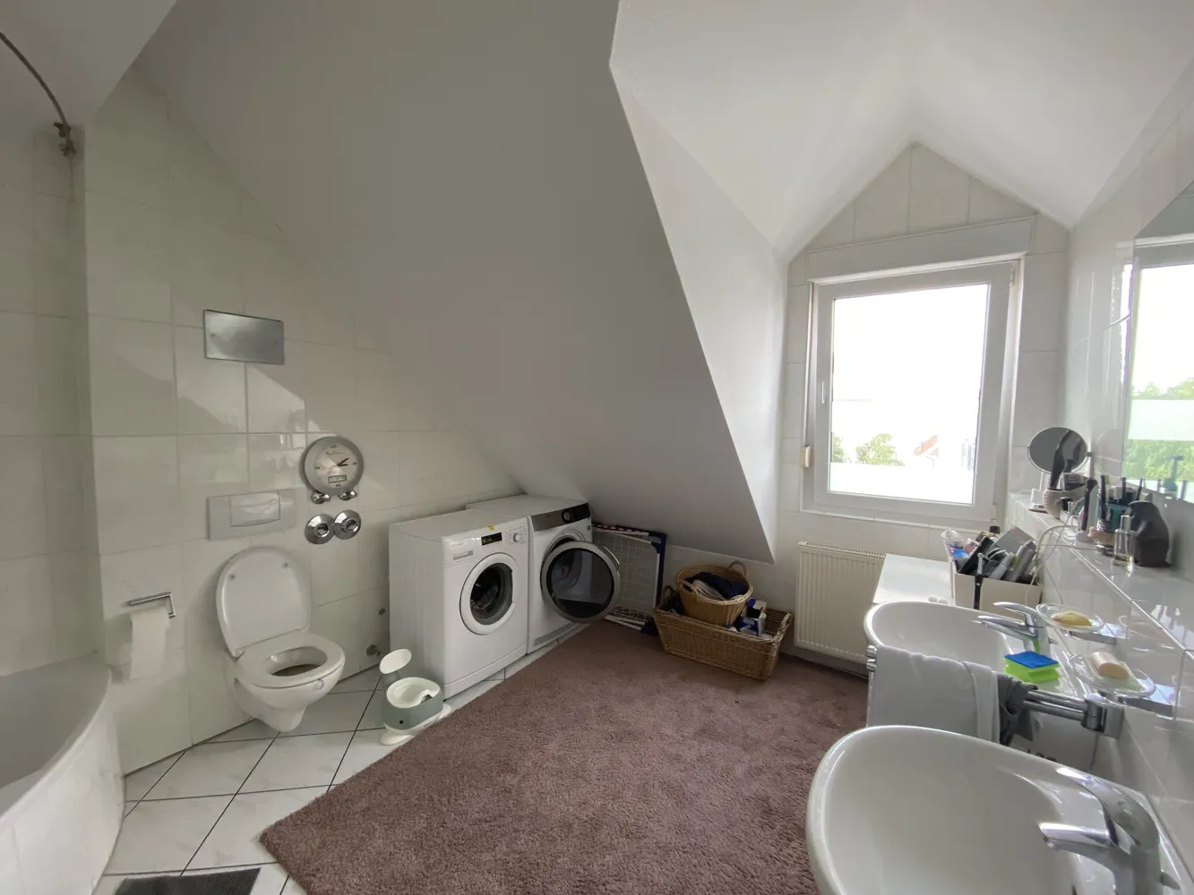 3 room apartment with 115 m² in Neu-Isenburg – Photo 5