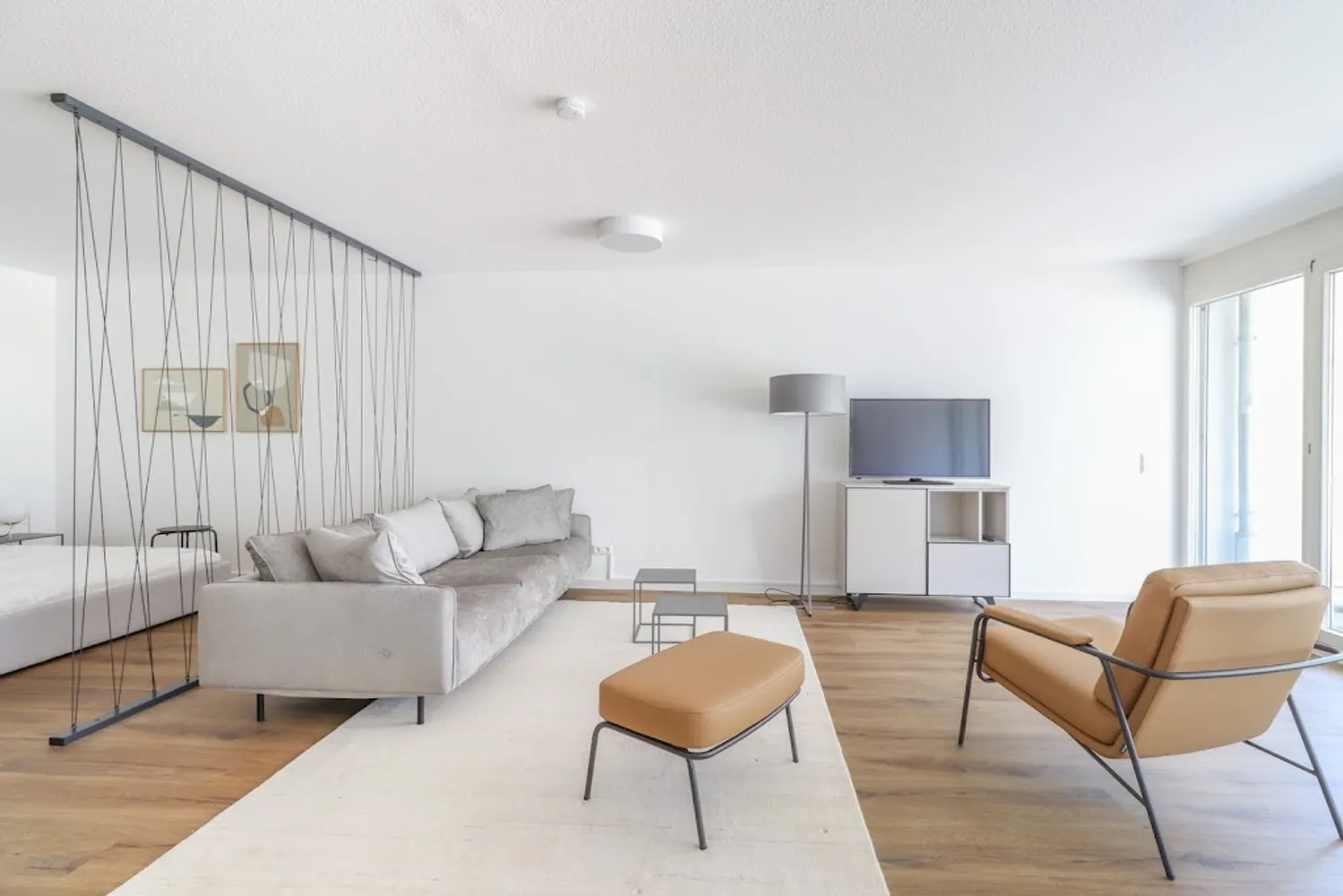 1 Zimmer Wohnung mit 75 m² in Stuttgart – Bild 1