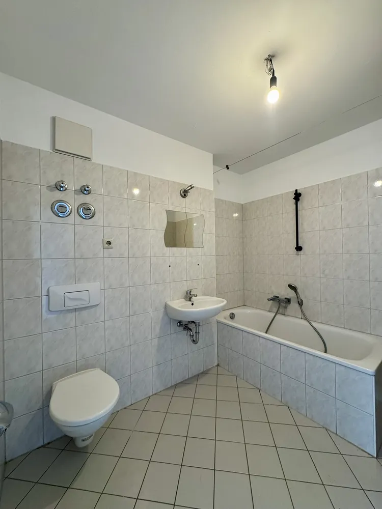 2 Zimmer Wohnung mit 68 m² in Dresden – Bild 7