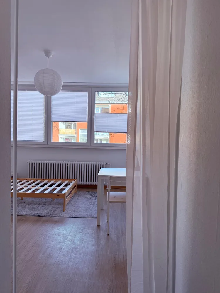 1 room apartment with 22 m² in Cologne – Photo 2