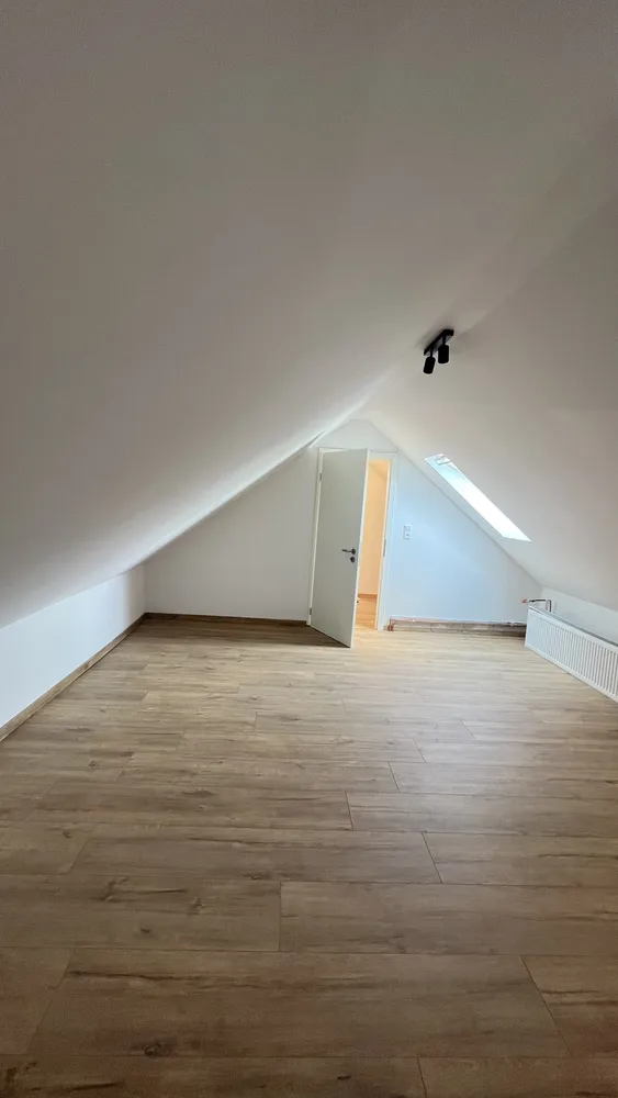 6 Zimmer Wohnung mit 145 m² in Duisburg – Bild 9