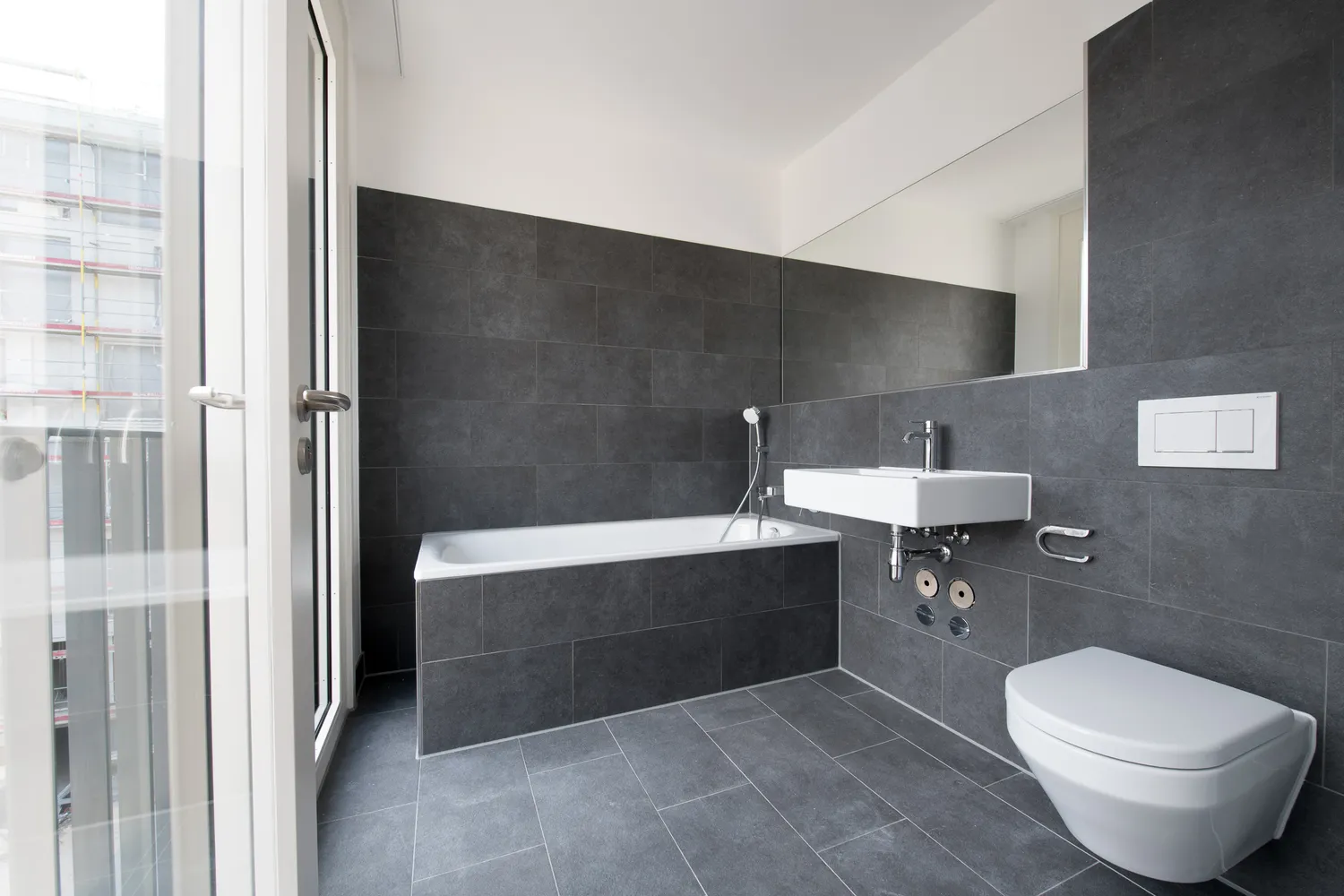 4 Zimmer Wohnung mit 93 m² in München – Bild 2