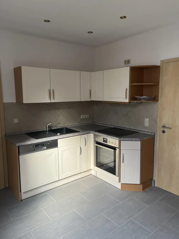 2 room apartment with 80 m² in Magdeburg – Photo 3