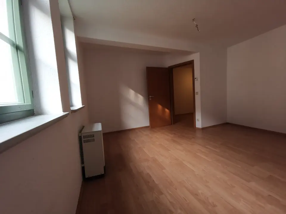 2 Zimmer Wohnung mit 65 m² in Schmalkalden – Bild 7