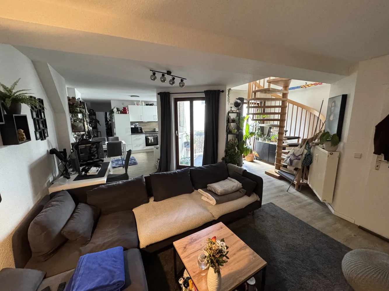 2 Zimmer Wohnung mit 87 m² in Magdeburg – Bild 4