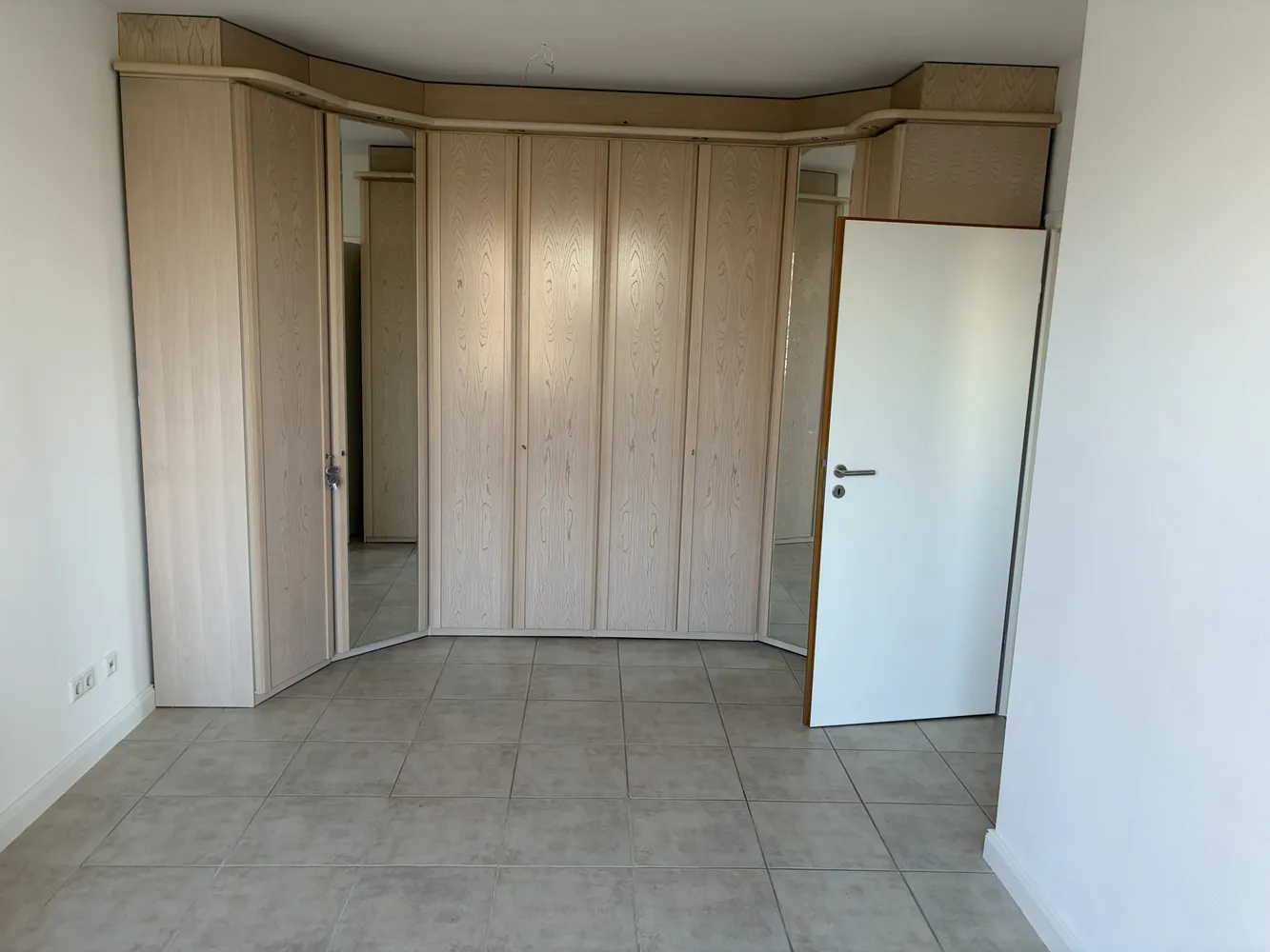 4 Zimmer Wohnung mit 110 m² in Krefeld – Bild 3