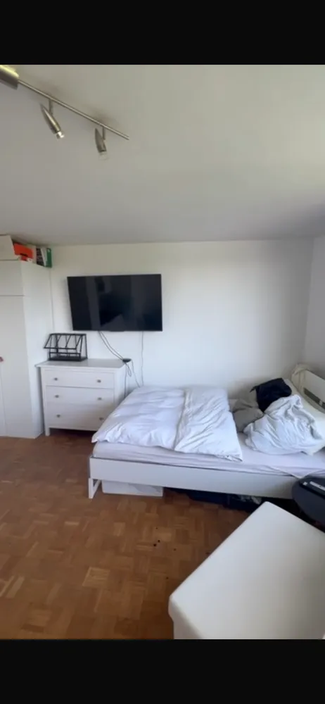 1 room apartment with 27 m² in Munich – Photo 9