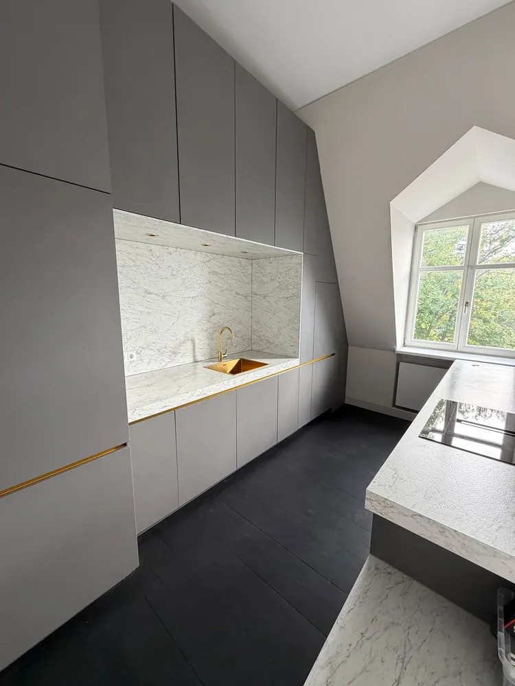 6 room apartment with 230 m² in Berlin – Photo 6