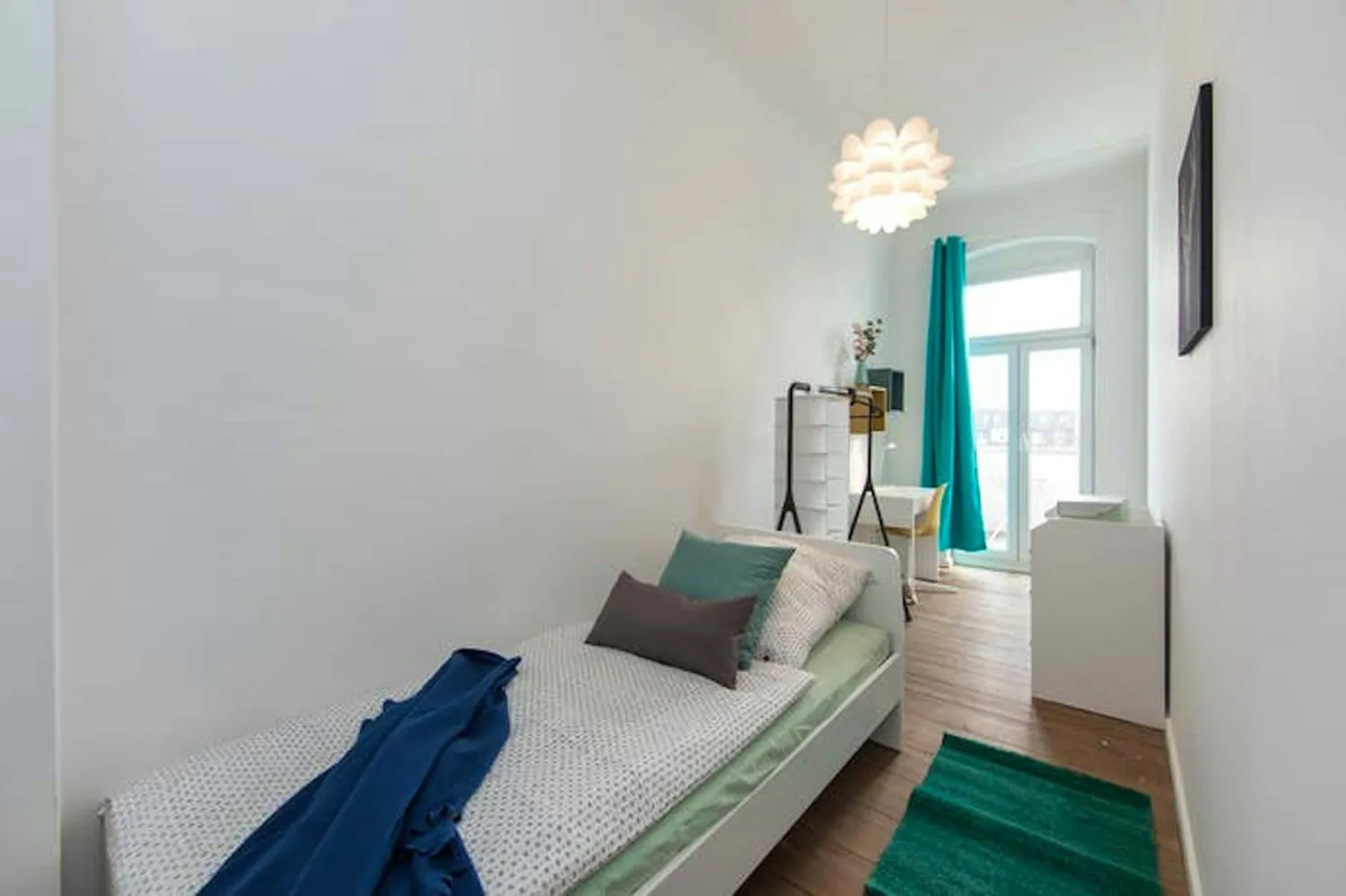 Shared room with 12 m² in Berlin – Photo 3