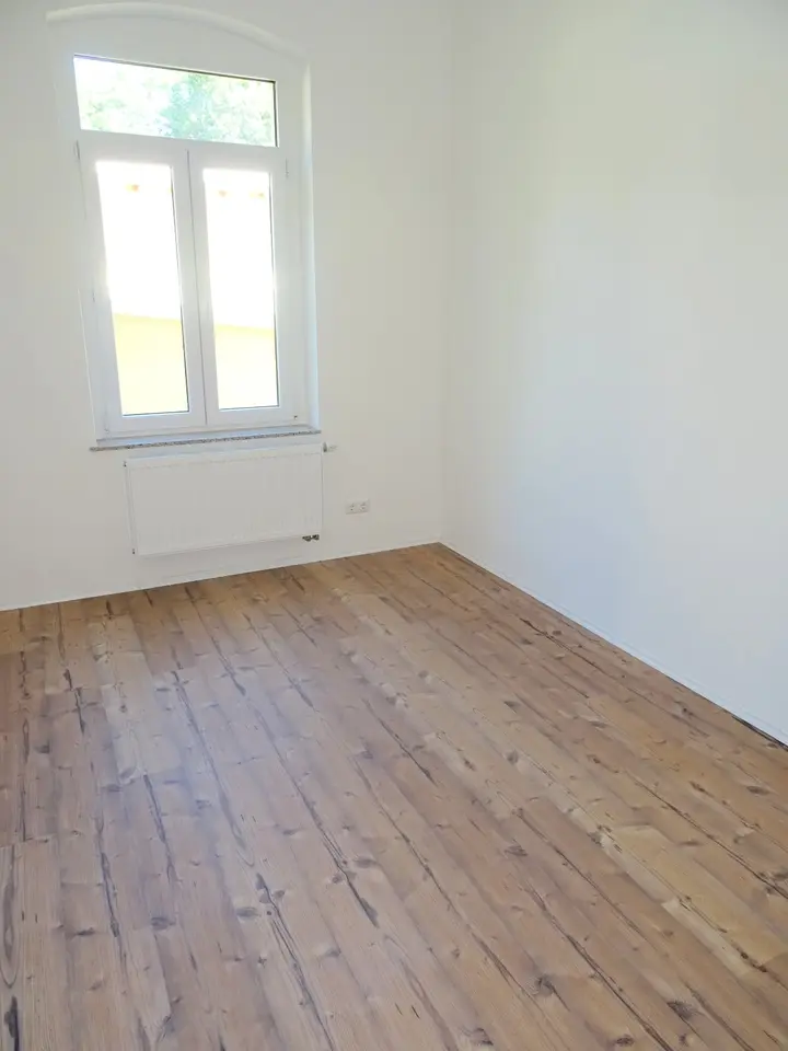 3 Zimmer Wohnung mit 90 m² in Werdau – Bild 4