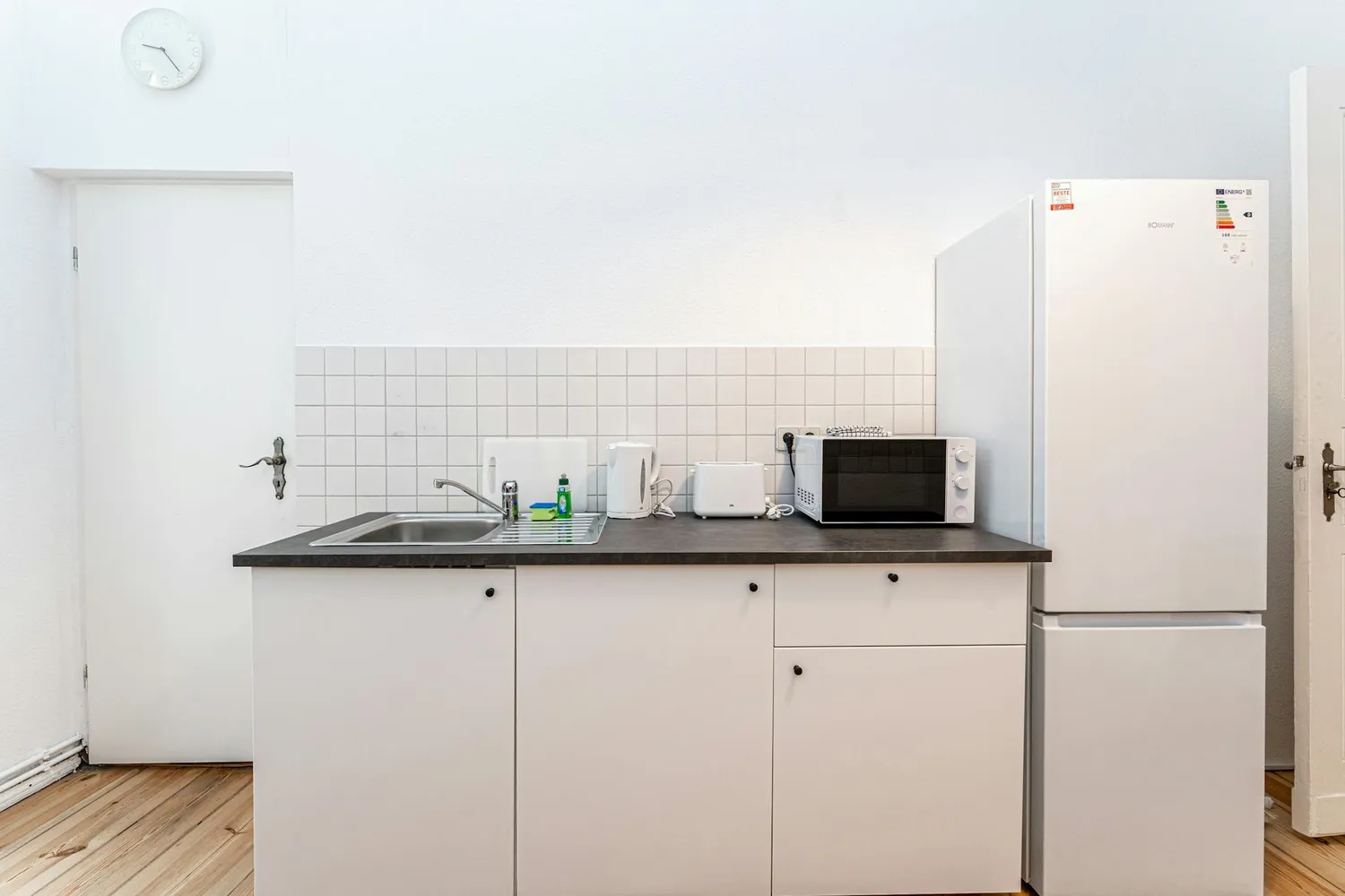 Shared room with 9 m² in Berlin – Photo 3