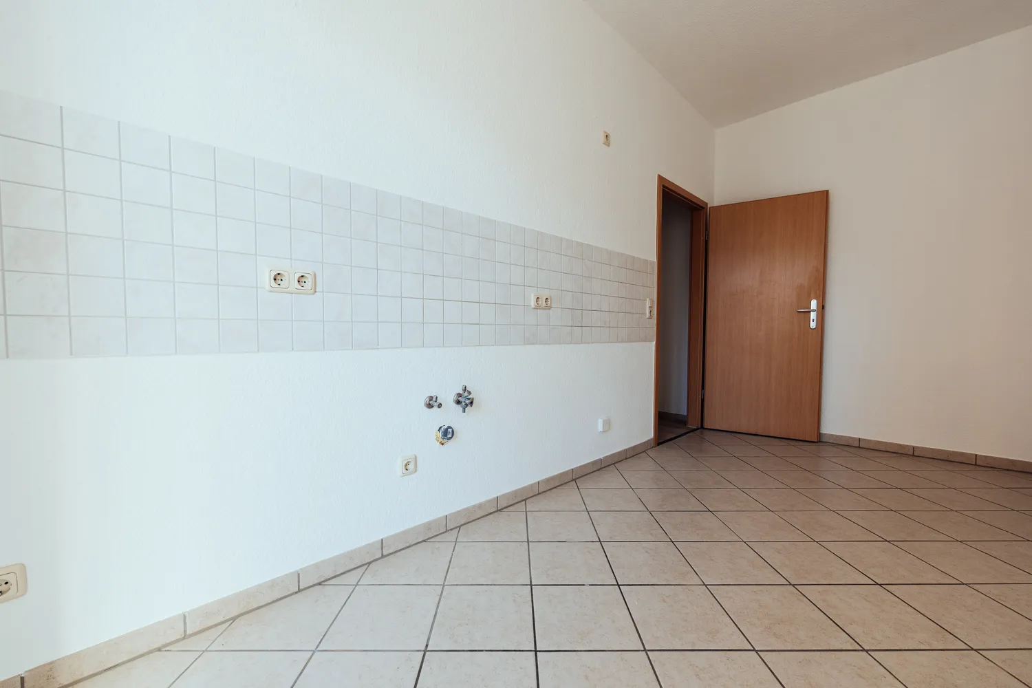 2 room apartment with 75 m² in Magdeburg – Photo 11