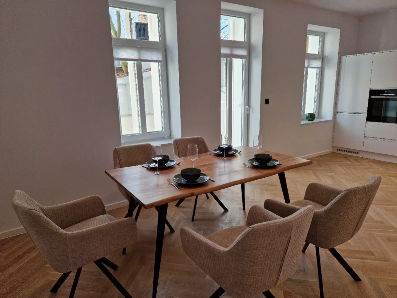 2 Zimmer Wohnung mit 84 m² in Leipzig – Bild 2