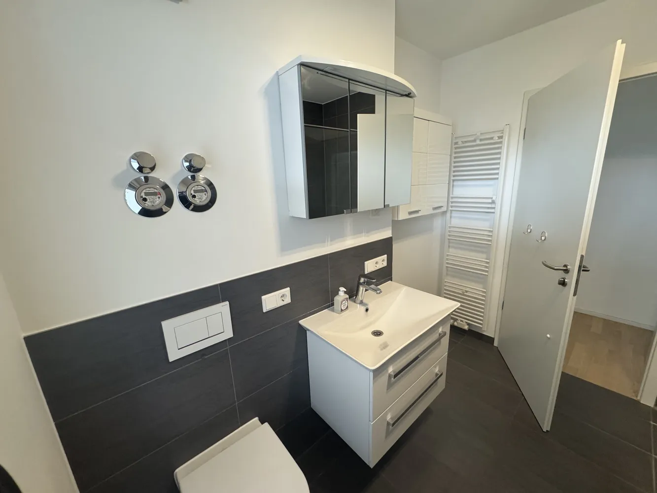 4 Zimmer Wohnung mit 107 m² in Regensburg – Bild 6