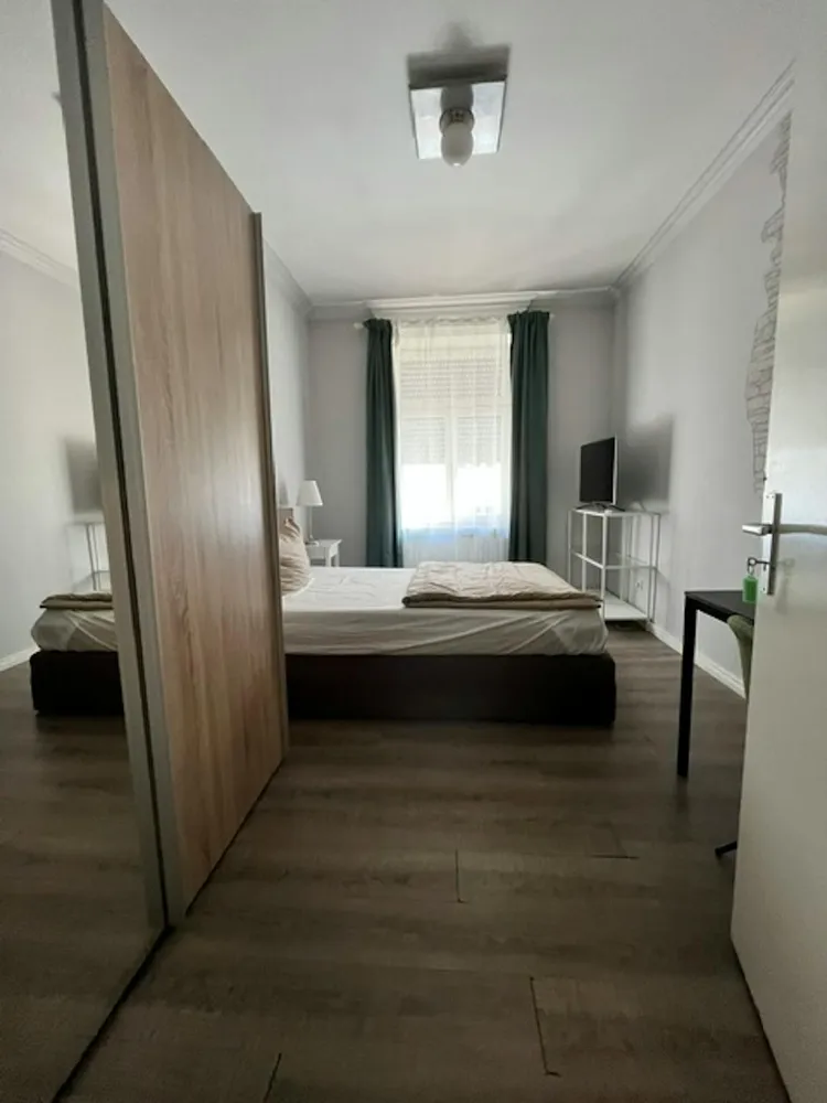 WG-Zimmer mit 14 m² in Frankfurt am Main – Bild 3