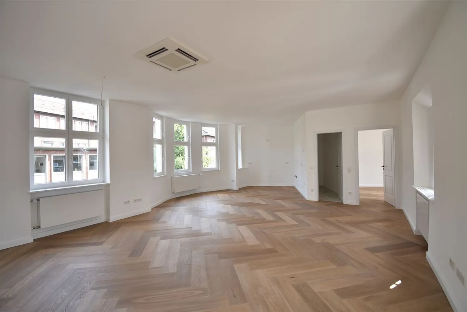 3 Zimmer Wohnung mit 141 m² in Düsseldorf – Bild 1