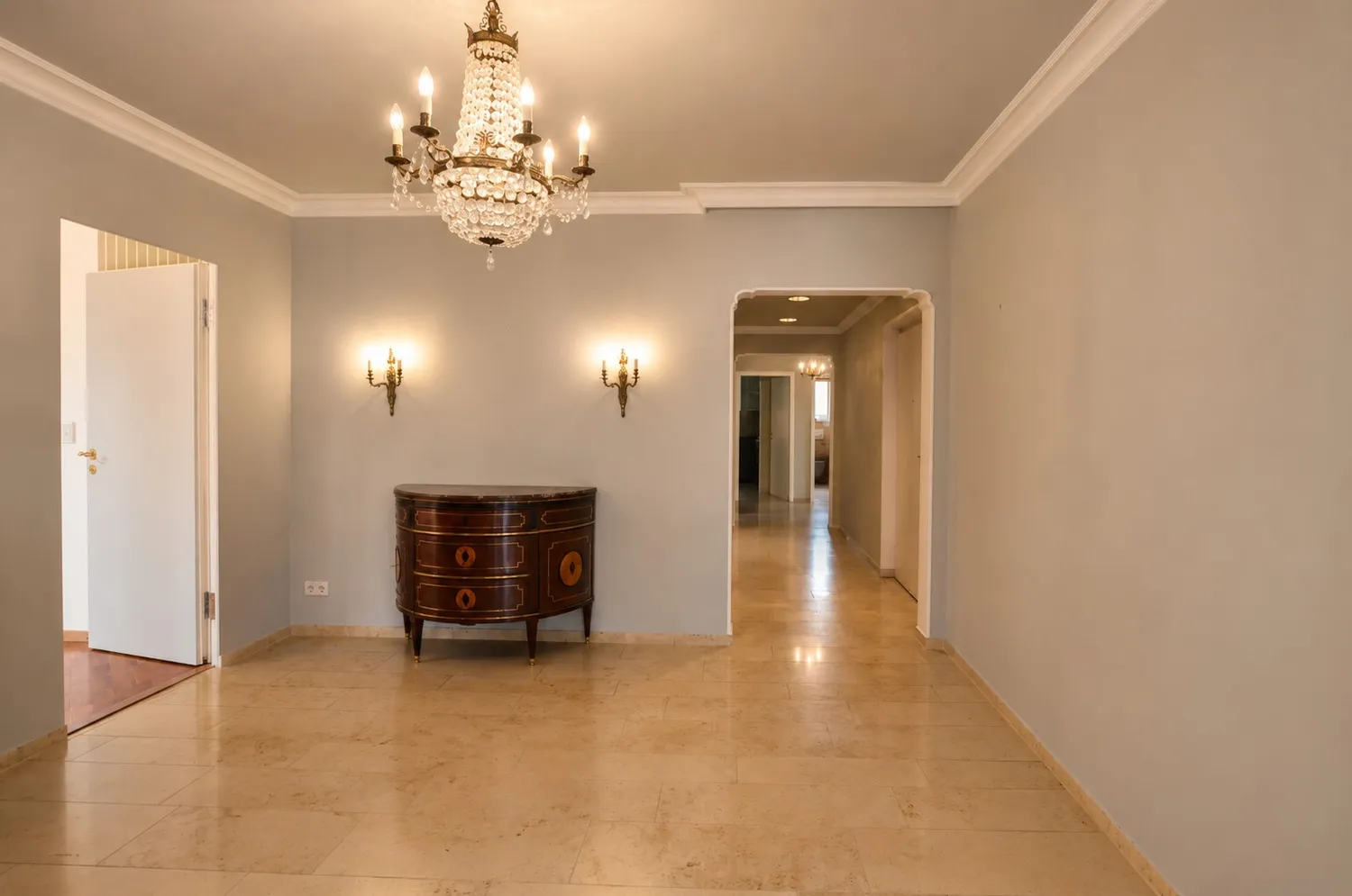 4 Zimmer Wohnung mit 205 m² in München – Bild 7