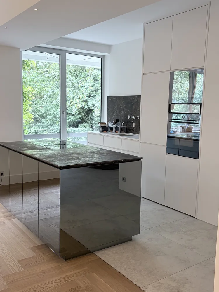 4 Zimmer Wohnung mit 108 m² in Düsseldorf – Bild 1
