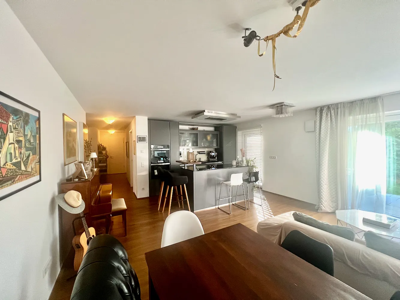 3 Zimmer Wohnung mit 99 m² in München – Bild 4