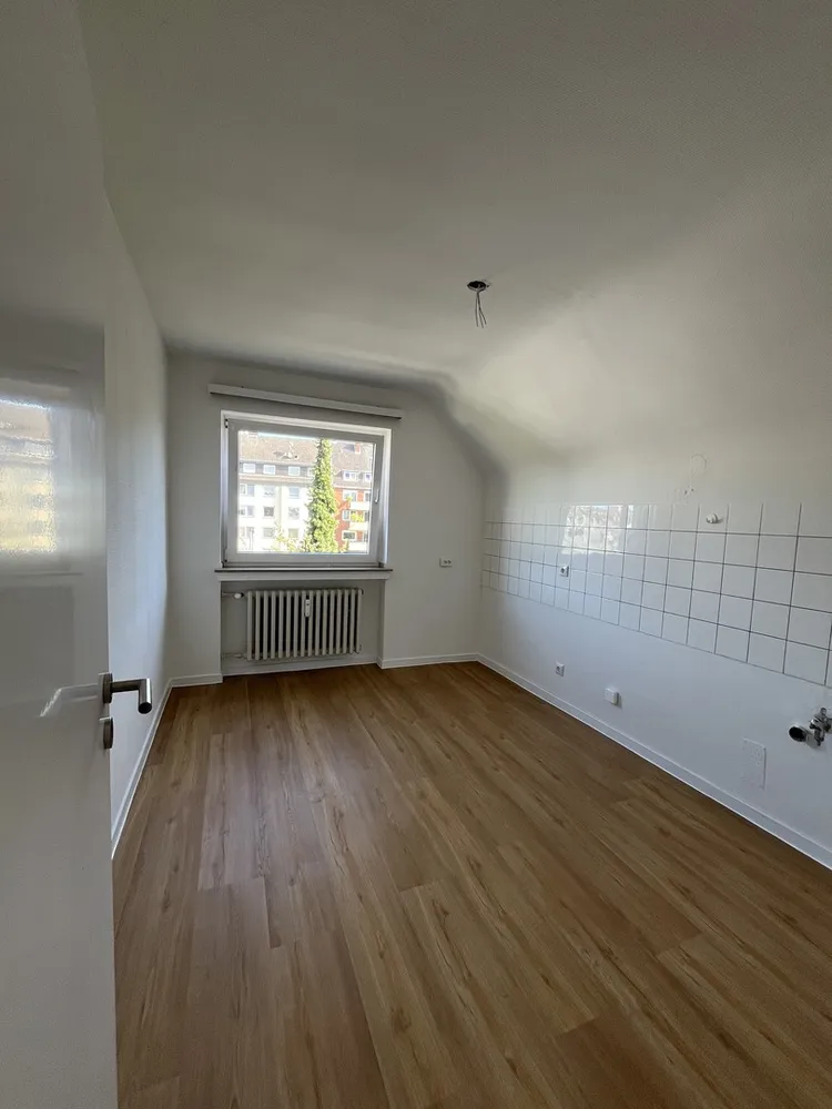 2 Zimmer Wohnung mit 69 m² in Köln – Bild 12