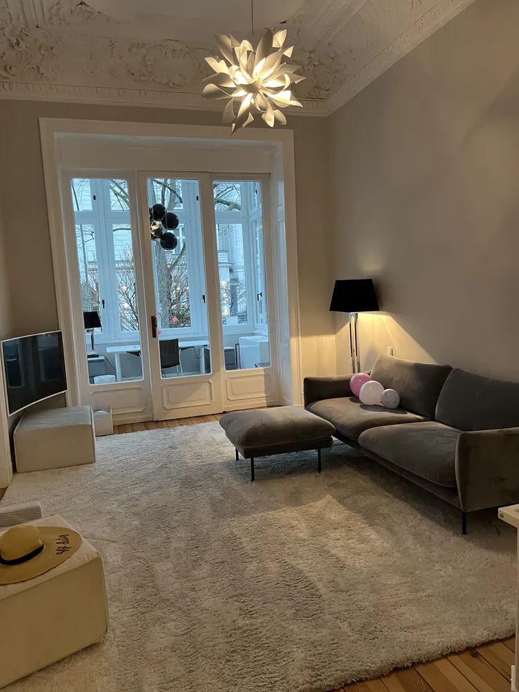 7 Zimmer Wohnung mit 270 m² in Hamburg – Bild 8