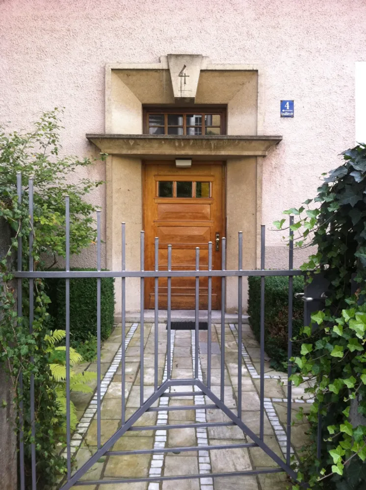 3 Zimmer Wohnung mit 95 m² in München – Bild 1