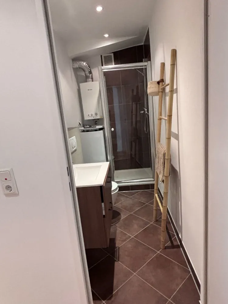 1 room apartment with 16 m² in Cologne – Photo 12