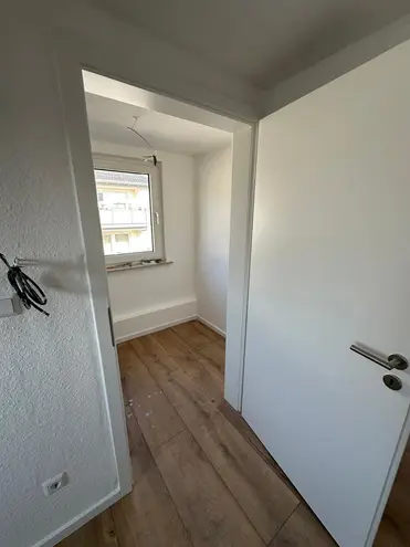 5 Zimmer Wohnung mit 82 m² in Wiesbaden – Bild 4
