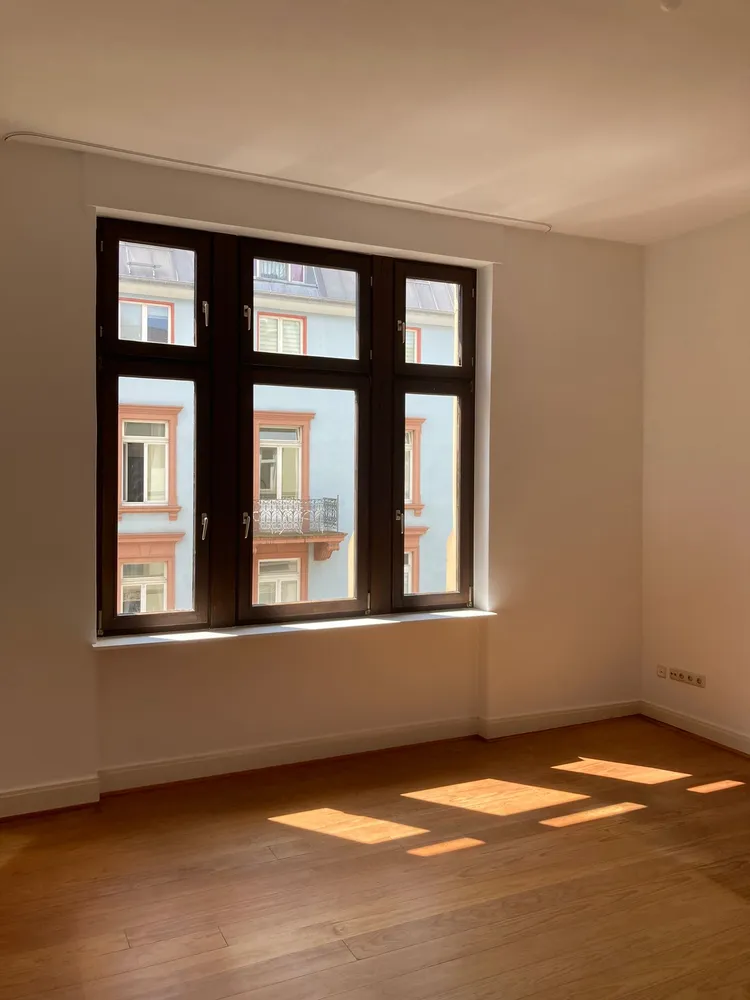3 Zimmer Wohnung mit 86 m² in Frankfurt am Main – Bild 1