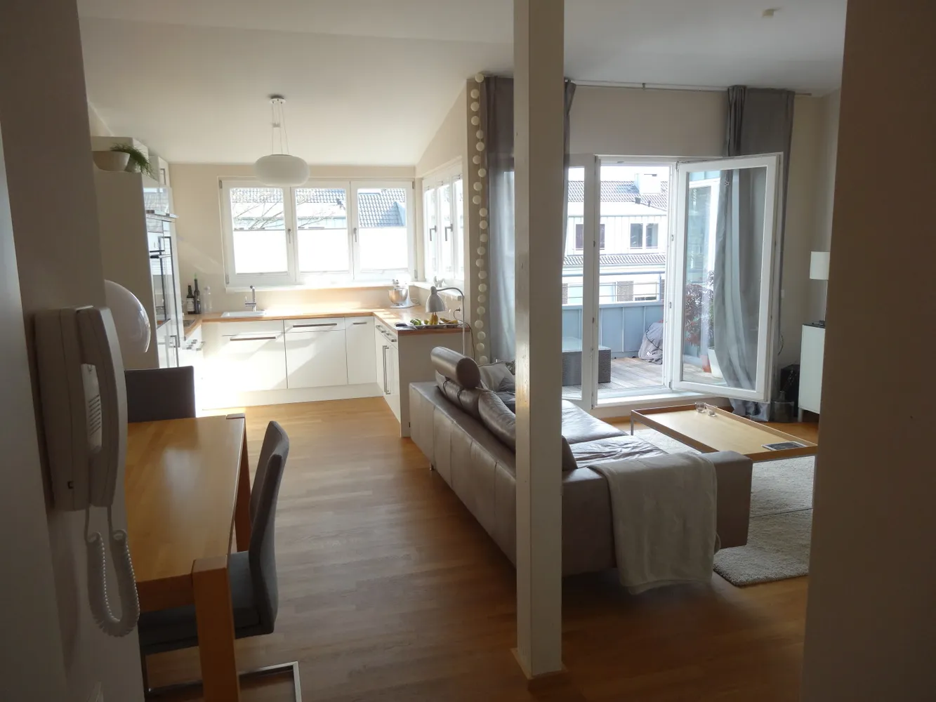 3 room apartment with 82 m² in Düsseldorf – Photo 2