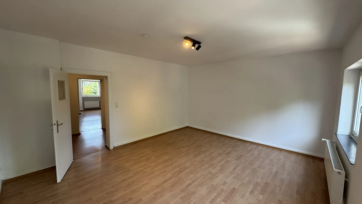 2 Zimmer Wohnung mit 73 m² in Aachen – Bild 3