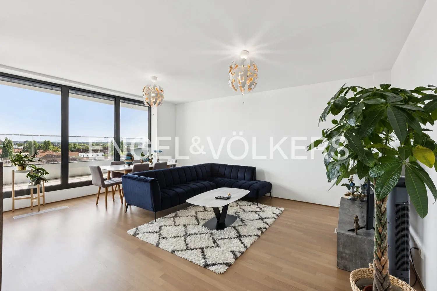 2 Zimmer Wohnung mit 70 m² in Frankfurt am Main – Bild 4