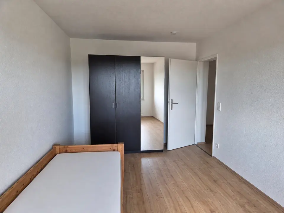 WG-Zimmer mit 56 m² in Metzingen – Bild 3