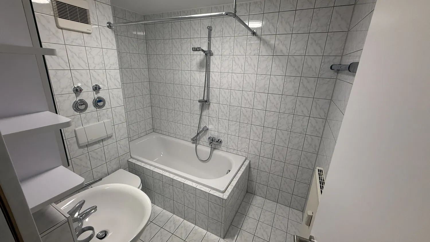 2 Zimmer Wohnung mit 54 m² in Stuttgart – Bild 11