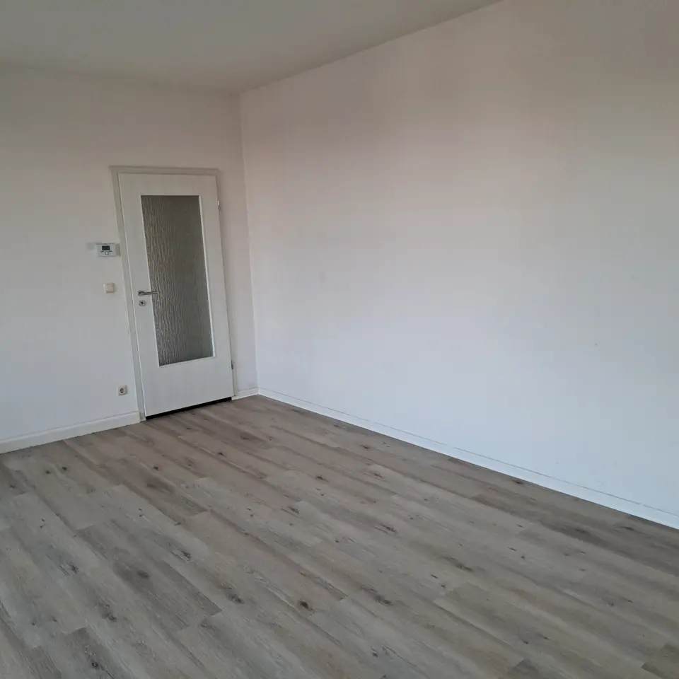 3 Zimmer Wohnung mit 67 m² in Bitterfeld-Wolfen – Bild 3