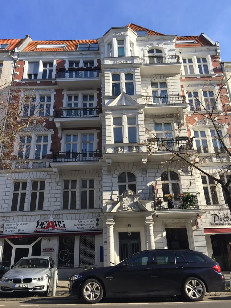 4 Zimmer Wohnung mit 119 m² in Berlin – Bild 1