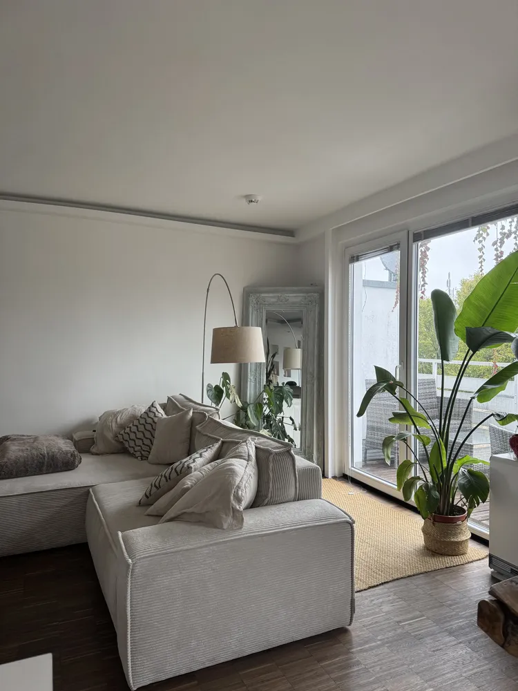 2 room apartment with 61 m² in Düsseldorf – Photo 1