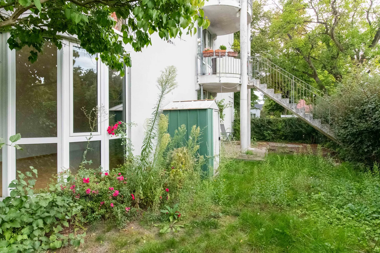 2 room apartment with 65 m² in Berlin – Photo 1