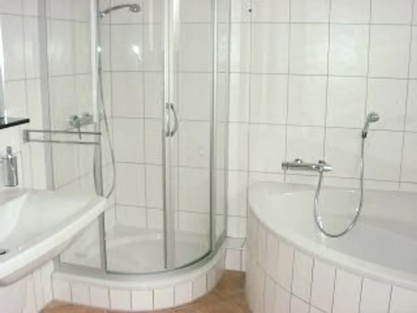 4 Zimmer Wohnung mit 160 m² in Mönchengladbach – Bild 2