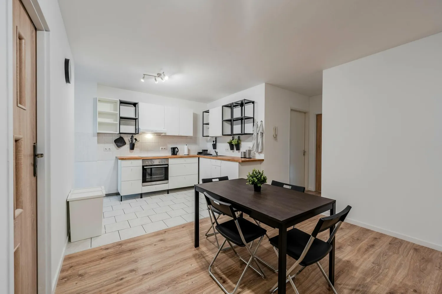 Shared room with 11 m² in Berlin – Photo 10