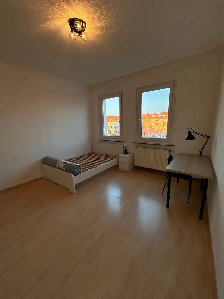 WG-Zimmer mit 100 m² in Nürnberg – Bild 9