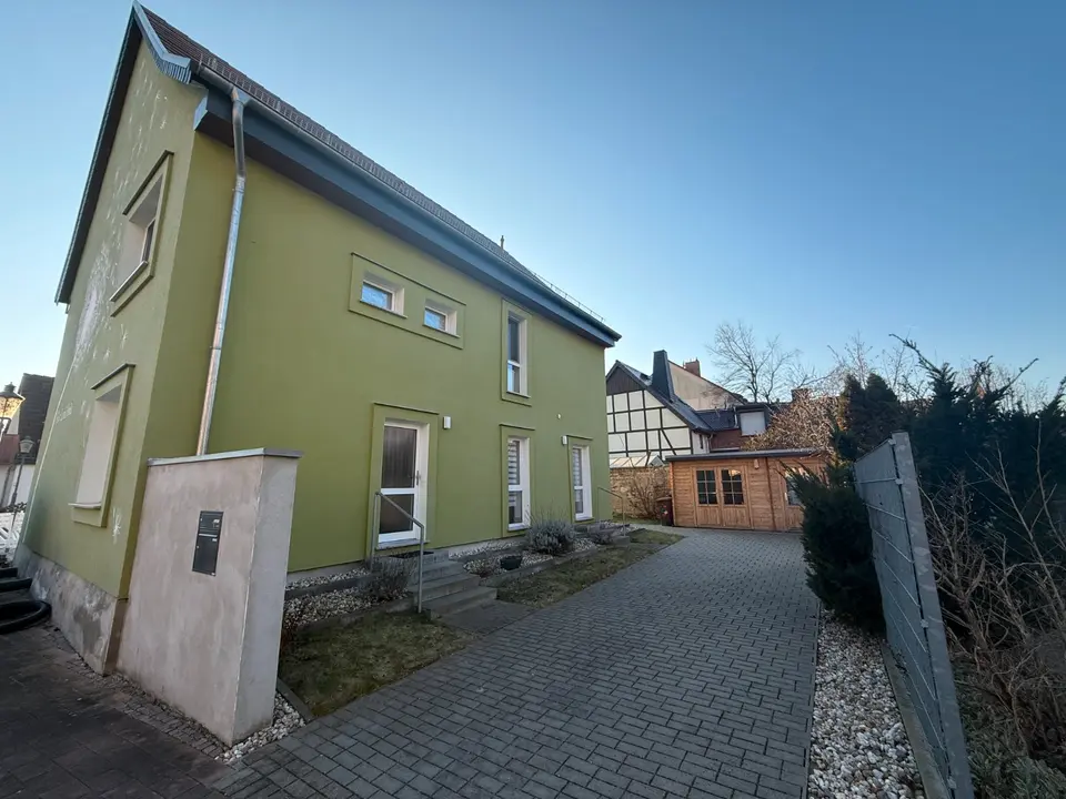 2 Zimmer Wohnung mit 75 m² in Bitterfeld-Wolfen – Bild 1