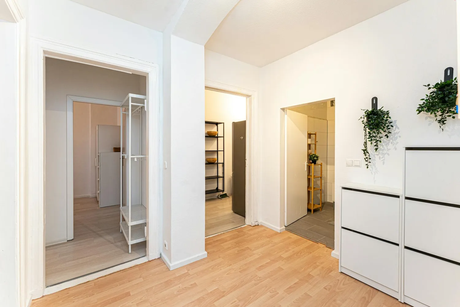 Shared room with 13 m² in Berlin – Photo 9