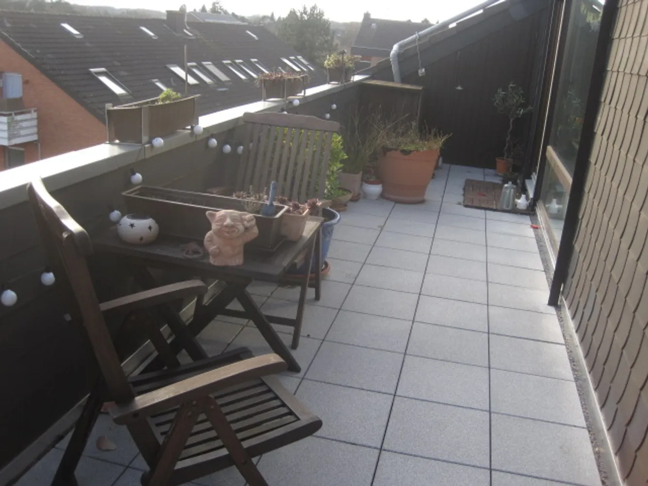 2 Zimmer Wohnung mit 70 m² in Neuss – Bild 2