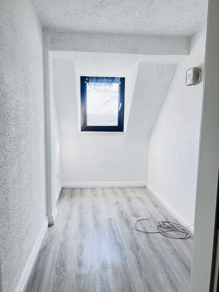4 Zimmer Wohnung mit 100 m² in Duisburg – Bild 1