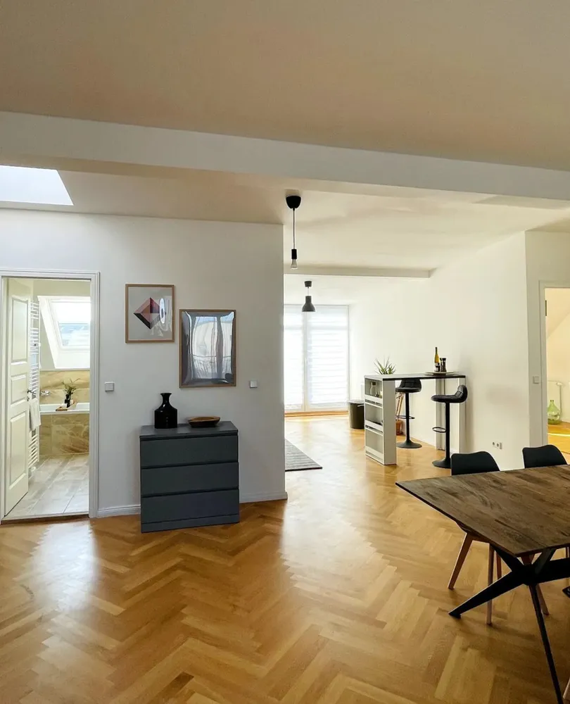 Shared room with 50 m² in Berlin – Photo 3