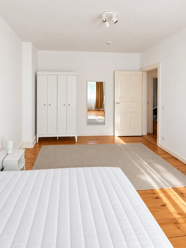 2 Zimmer Wohnung mit 74 m² in Berlin – Bild 6